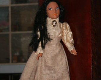 Pocahontas w/handmade wool outfit