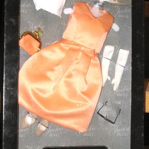 The Jackie Doll Accessories -- VISIT to INDIA -- Peach -- Day Ensemble