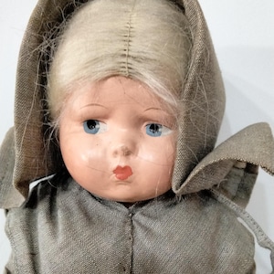 Boneca em traje de Pennsylvania Dutch - Effanbee