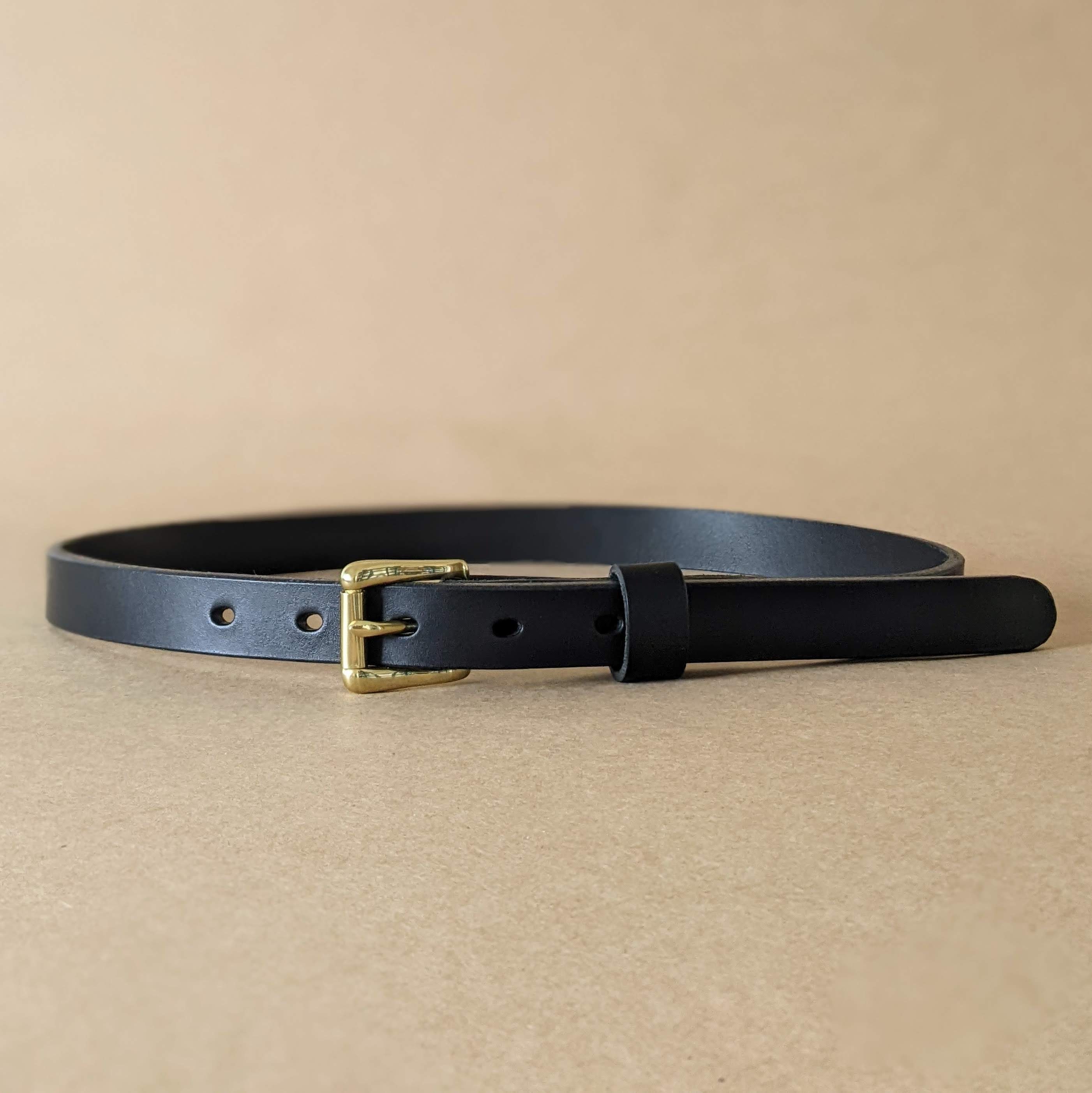 Vintage women small black leather brass buckle slim dress belt  minimalist Vintage Black Leather Belt 85 Cm / 34 main image 4