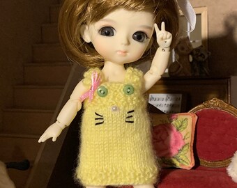 Lati yellow or Puki fee kitty dress