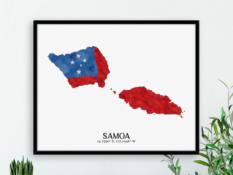 Puede incluir: Un mapa de acuarela de Samoa con la bandera samoana superpuesta en la isla principal. El texto "SAMOA 13.7590&deg; S, 172.1046&deg; W" est&aacute; debajo del mapa.