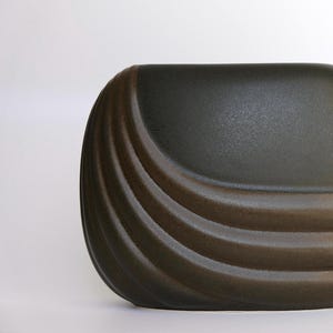 ROSENTHAL Studio Line UTA FEYL artist vase shell waves relief, khaki brown, oval large version excellent condition! Vintage ceramic