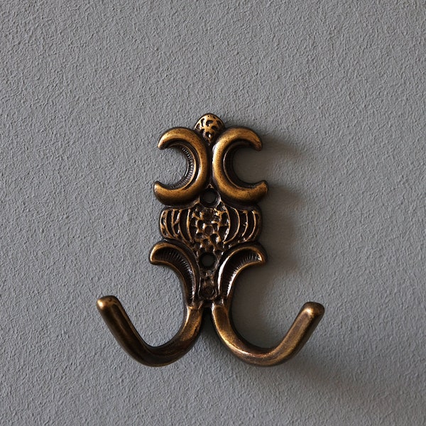 Antique French Hotel Hook "Moon" Bronze Brass Solid Hat Door Towel Bathroom Hallway Kitchen Decoration