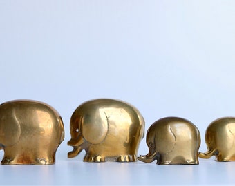 Vintage Mid Century Modern Drumbo Elephant Brass, solid! Paperweight Figure Animal Figure Object Sculpture Tactile Shelf Decoration