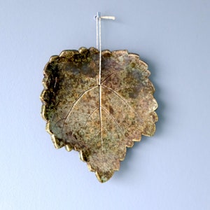 Vintage ceramic bowl vine leaf artist ceramic plate ring bowl plate wall plate table decoration decoration nature incense stick holder