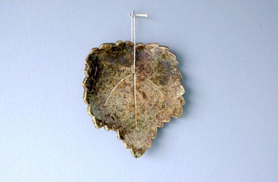 Vintage ceramic bowl vine leaf artist ceramic plate ring bowl plate wall plate table decoration decoration nature incense stick holder