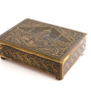 Scatola per sigarette in bronzo Art Déco, scatola portaoggetti anticata, città orientale Orient Tobaciana in ottone