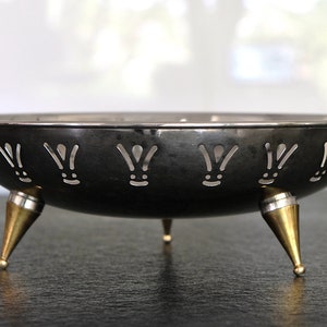 Vintage mcm cut work design bowl large! Brass and chrome tripod bowl basket fruit basket decorative plate storage