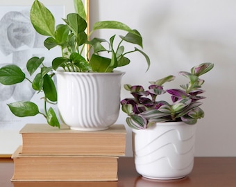 Vintage Postmodern Design Pottery Planter 80s Scheurich Söndgen Keramik weiß Wellen Übertopf Blumentopf Pflanztopf Kübel Schale Topf