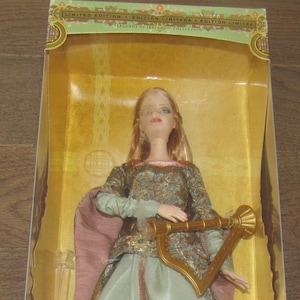 MIB NRFB HTF Stunning &quot;Legends of Ireland The Bard&quot; Circa 2003