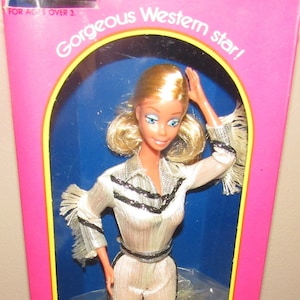 Vintage MIB & NRFB Beautiful &quot;Western Star Barbie #1757 Circa 1980