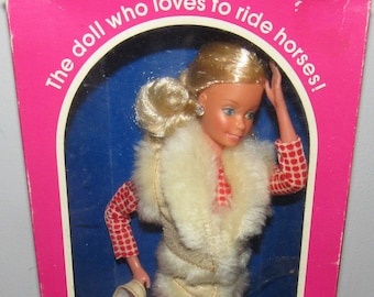 Vintage MIB & NRFB Horse Lovin' Barbie #1757 Circa 1982