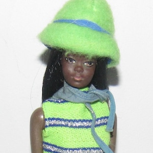 Vintage Stunning &quot;Malibu Christie Barbie #7745 In Vintage Barbie Now Knit #1452 Circa 1970 Complete