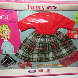 MIP NRFP Vintage Ideal Tammy Doll &quot;School Daze&quot; fashion Circa 1963