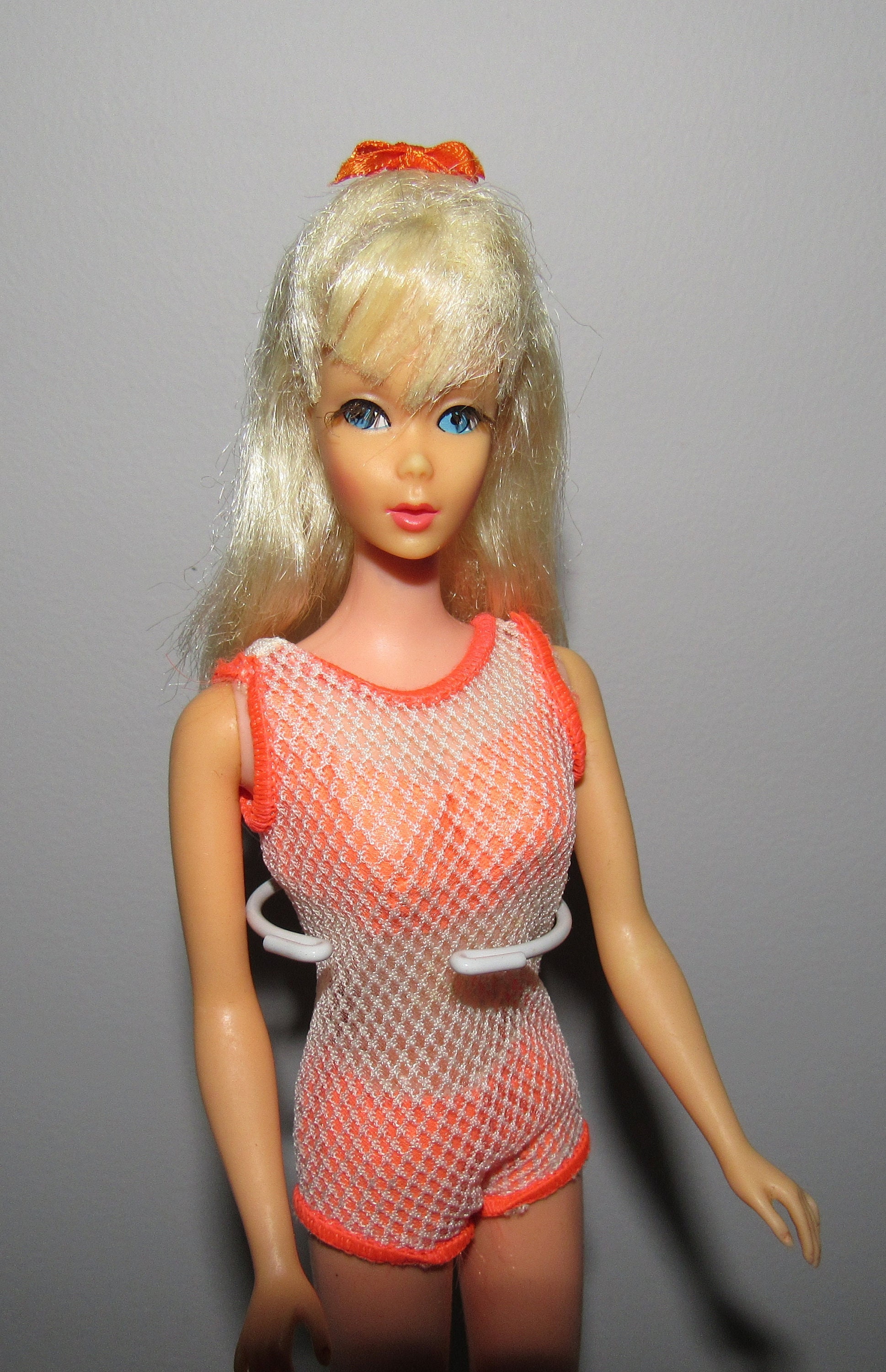 Vintage Beautiful Rare Platinum Blonde TNT Barbie #1160 in
