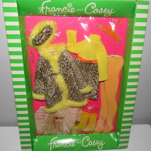 &quot;Vintage MIB / NRFB Vintage Francie Ensemble &quot;&quot;Snake Charmers&quot;&quot; # 1245 Circa 1970er Jahre