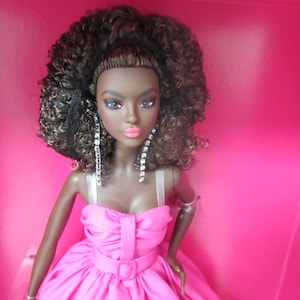 MIB NRFB Gorgeous Pink Collection Barbie #HBX96 Mattel