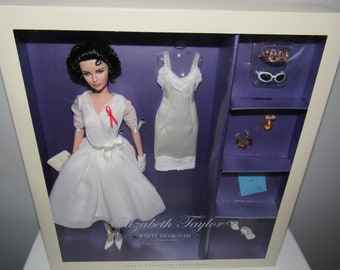 Poupée Barbie Silkstone – Muffy Roberts, 2004, MIB, Très Bon état