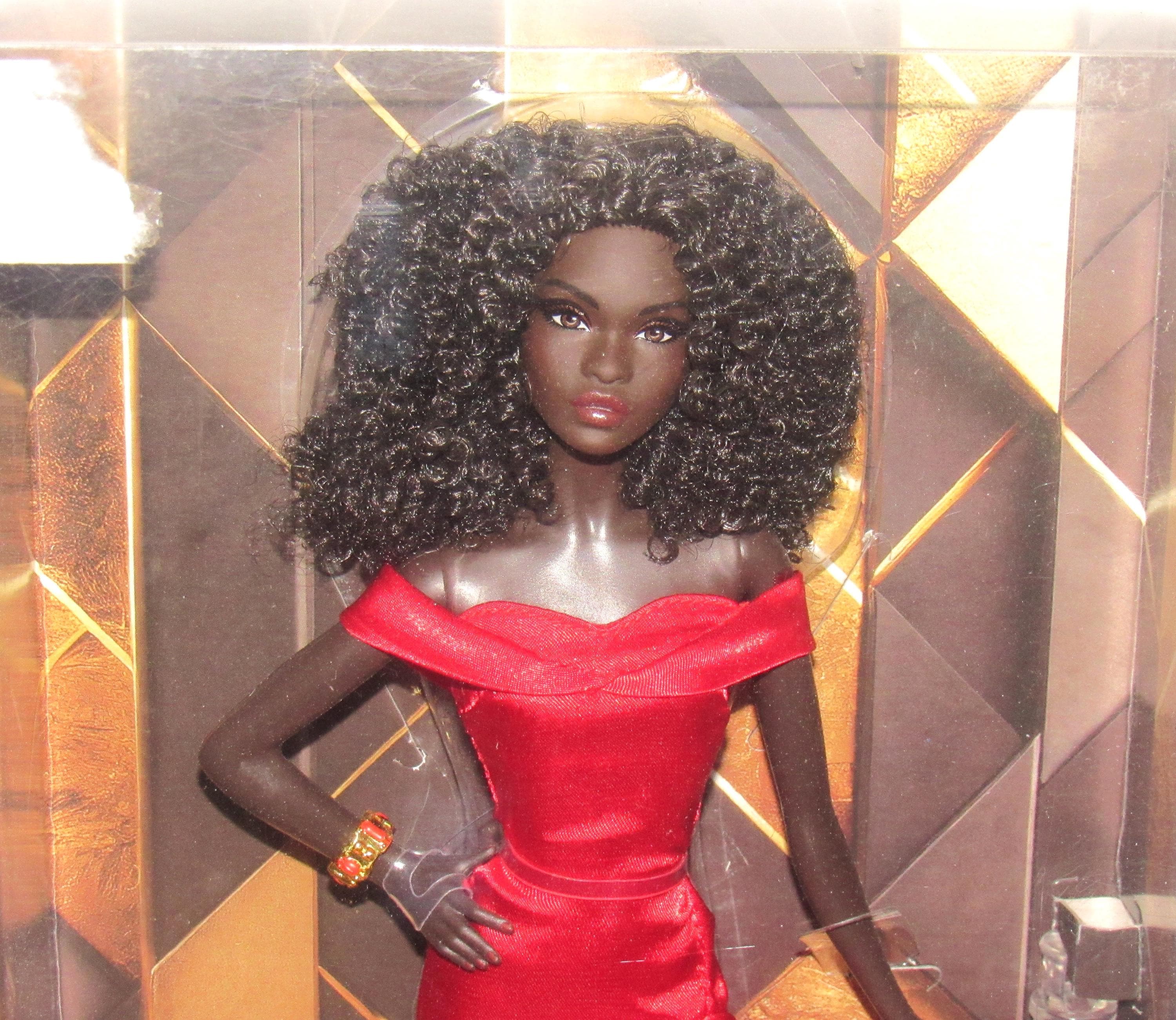 black barbie red dress Rare For the adult collector. NEWMD22-05-25 What Body Types Look Mother Size:6US