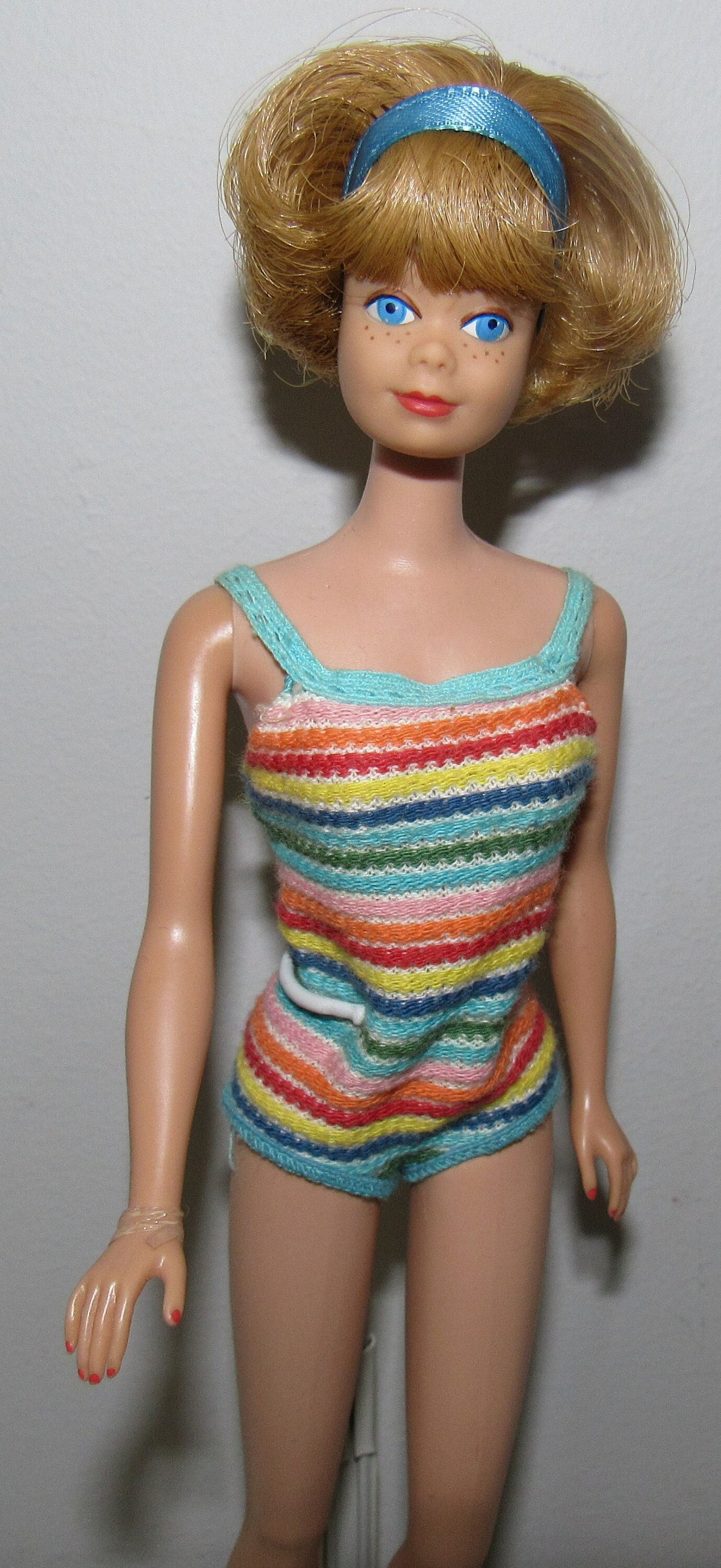 Gorgeous Vintage Long Hair Bendable Leg Blonde Midge Barbie #1060