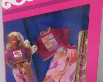Mint In Box & NRFB Barbie Western Fun Fashions #9954 Circa 1989