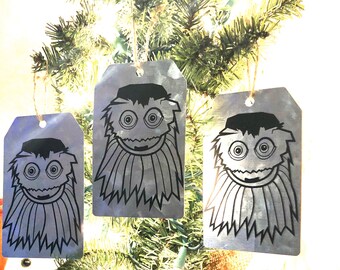 Gritty Ornament