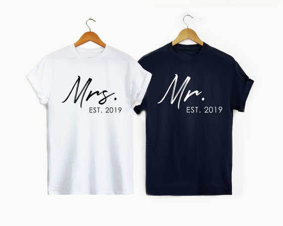 Wifey Est 2019 Newlywed Tshirt Hubby & Wifey Couple Gift Tee Wifey Est 2019 Newlywed Tshirt Hubby & Wifey Couple Gift Tee