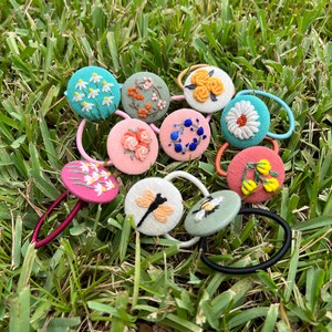 Linen hand embroidered hair ties/ Handmade hair tie/ Linen handmade/ Linen Hand Embroidered/ Hand Embroidered/ Handmade hair tie