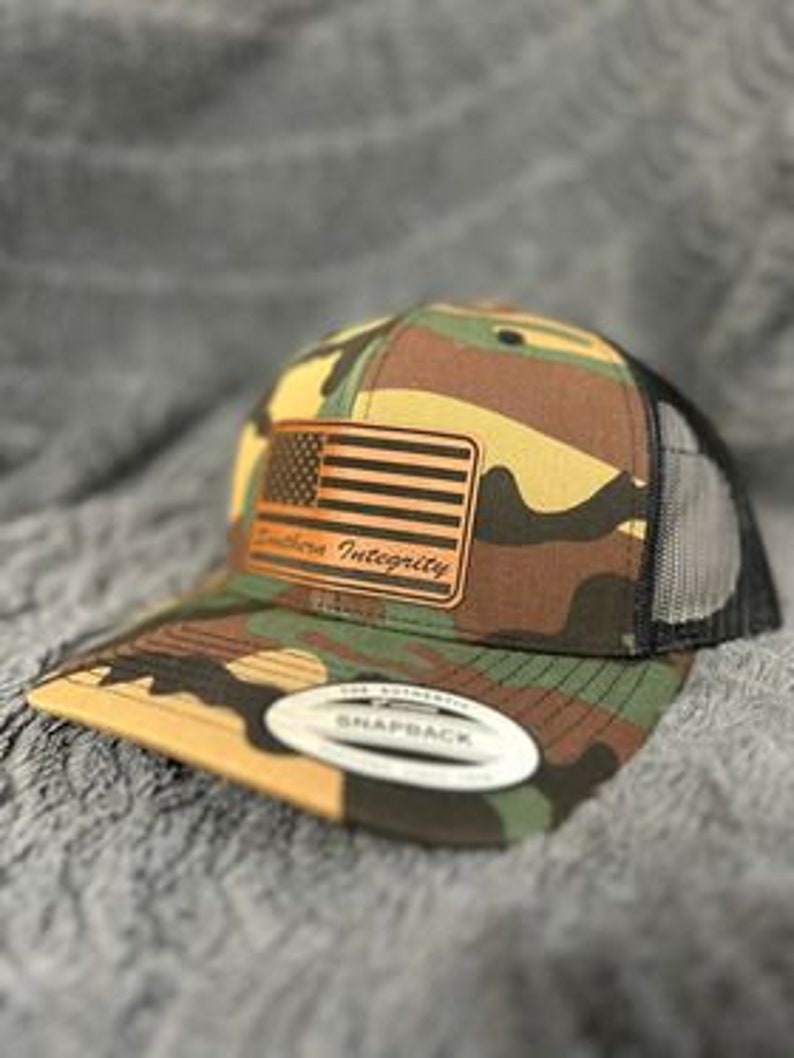 DARK GRAY & WHITE HAT - AMERICA LAND OF THE FREE PATCH