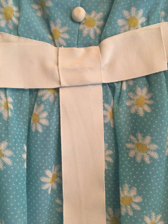 1960s Vintage Sweet Baby Blue Dress/ daisy floral… - image 5