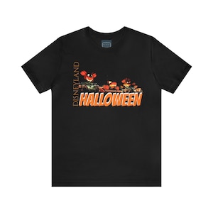 Unisex Jersey Short Sleeve Tee Disneyland Resort Halloween Main Gate