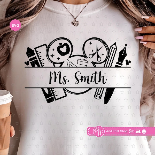 Muis Split Monogram Svg voor cricut, aangepaste leraar naam Svg, leraar cadeau Svg, terug naar school Svg, muis oren Svg, leraar split naam Svg