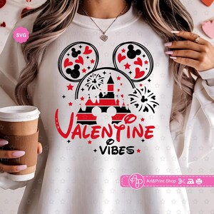 Vibraciones de San Valentín de ratón Svg, Svg del día de San Valentín, Svg de orejas de ratón, Svg de mamá de San Valentín, Svg de amor de ratón, Svg de camiseta de San Valentín
