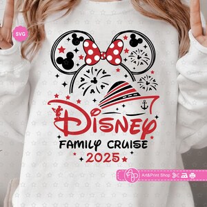 Crucero familiar de Mouse Girl 2025 Svg para cricut, Cumpleaños de niña Svg, Orejas de ratón Svg, Vacaciones familiares Svg, Crucero de cumpleaños Svg