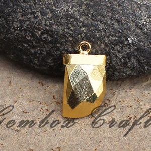 Golden Pyrite 10x15mm Shark Tooth Shape Briolette 925 Sterling Silver Gold Electroplated Bezel Pendant