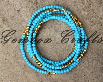 Hermoso collar chapado en oro con cuentas facetadas redondas de 3-4 mm de pirita turquesa y dorada