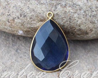 London Blue Topaz Hydro Quartz Pear Briolette 925 Sterling Silver Gold Plated Bezel Pendant