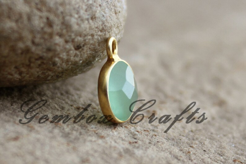Parrot Green Hydro Quartz Round Briolette 925 Sterling Silver Gold Plated Bezel Pendant