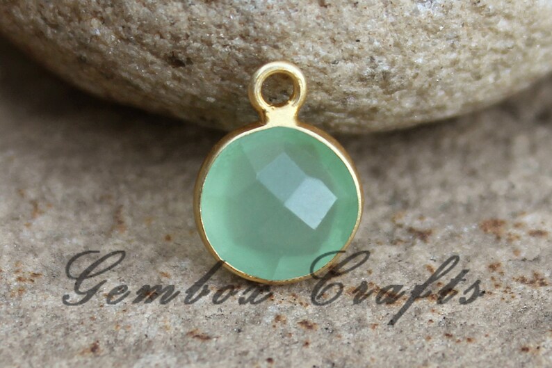 Parrot Green Hydro Quartz Round Briolette 925 Sterling Silver Gold Plated Bezel Pendant
