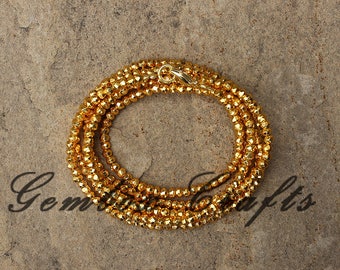 Hermoso collar chapado en oro con cuentas facetadas redondas de 3-4 mm de pirita dorada