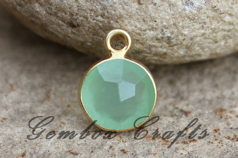 Parrot Green Hydro Quartz Round Briolette 925 Sterling Silver Gold Plated Bezel Pendant