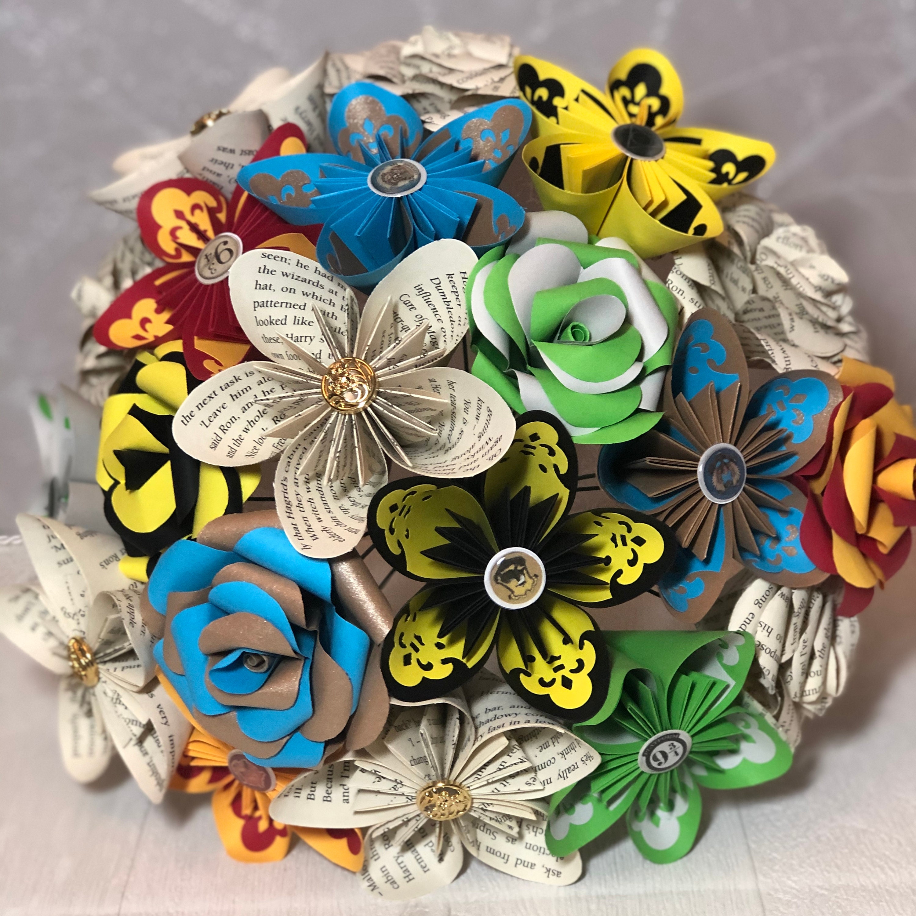 Harry Potter Paper Flowers Bouquet with book pages and colour of your…