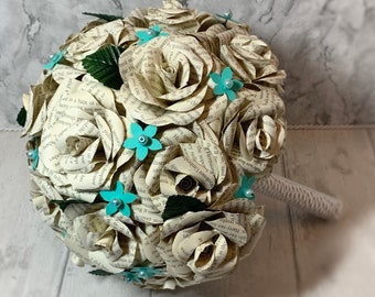 Paper Flower wedding bouquet with paper roses. Wedding flowers. Bridal Bouquet. Paper Weddings. Literary wedding