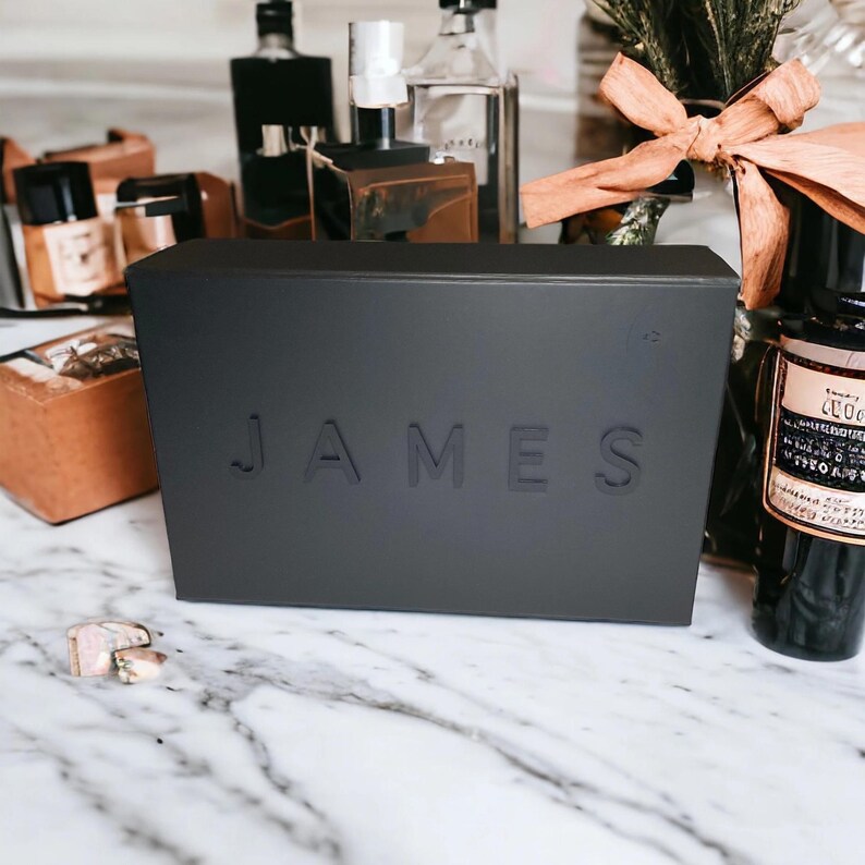 Custom Personalized Magnetic Box – Unique Keepsake with 3D Name for Groomsmen, Wedding Day. 画像 3