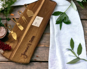 Personalized Acacia Wood Serving Board: Engraved Charcuterie Platter