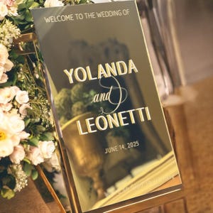 Gold Mirror Acrylic Wedding Welcome Sign: Modern Reception Decor