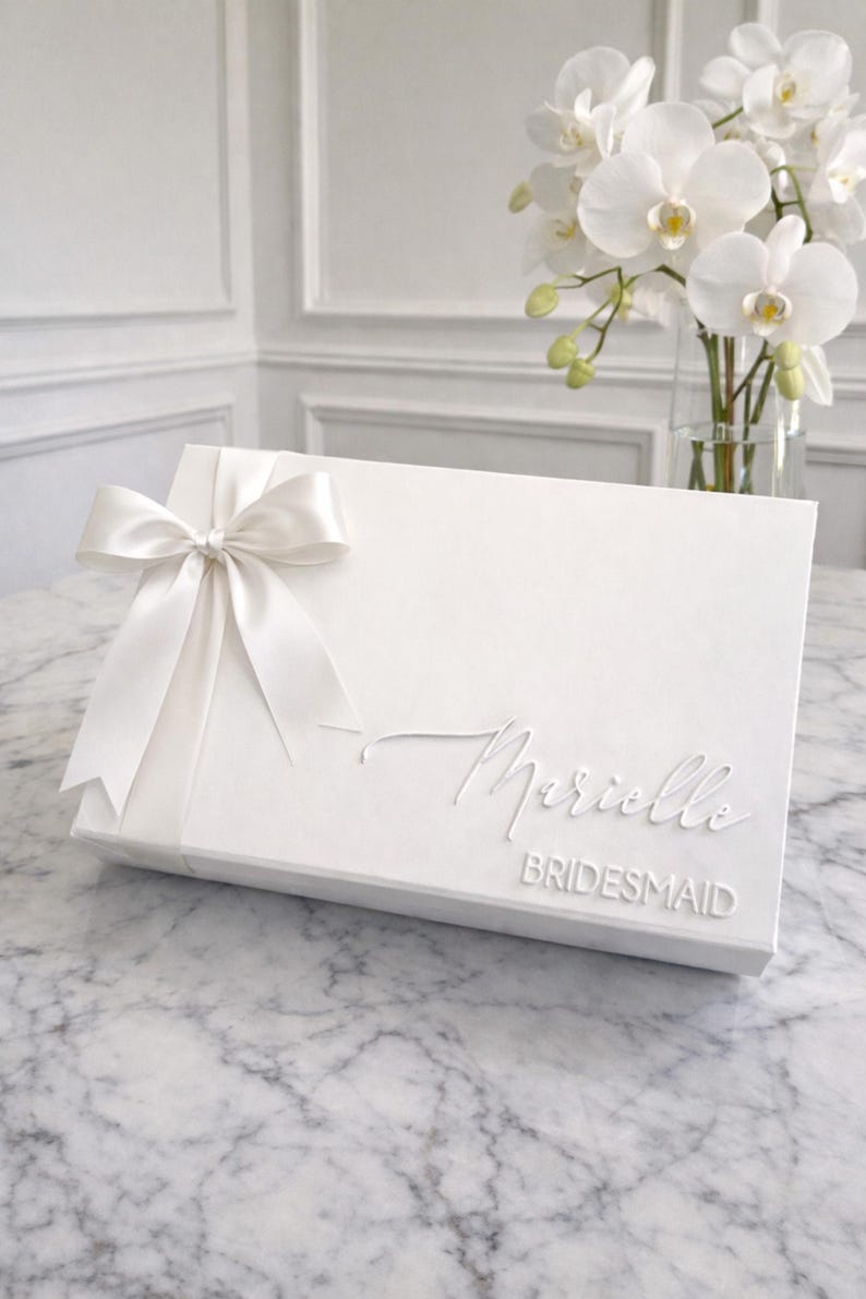 Bridesmaid Proposal Box | Personalized Magnetic Keepsake with 3D Acrylic Name