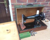 Vintage Singer 201, 201K3 Centennial hand crank sewing machine, Old singer sewing machine