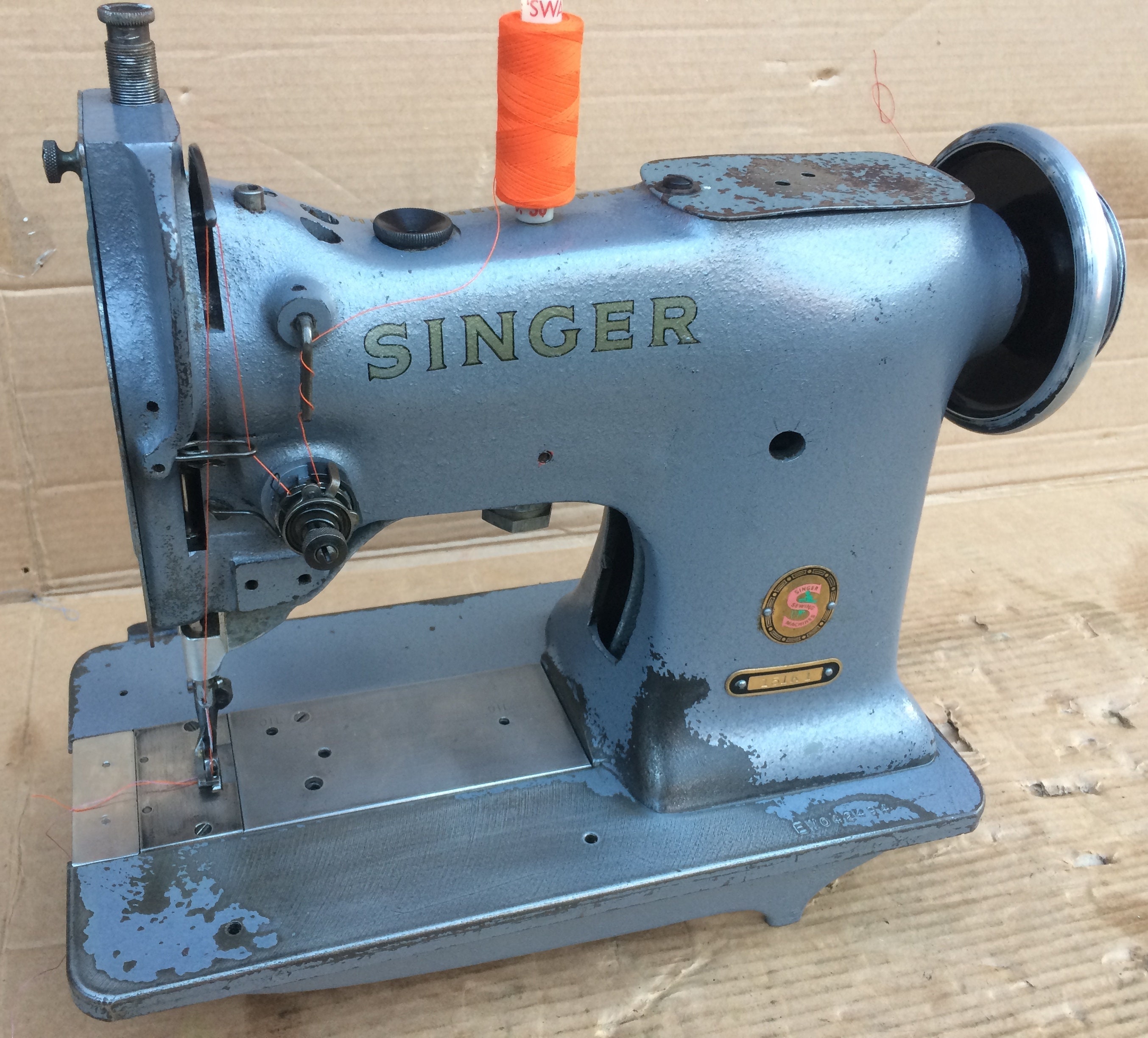 Singer 151K1 Compound Unison Feed Walking Foot Heavy Duty Sewing Machine 